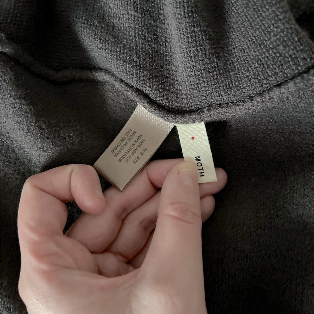 Anthropologie Moth Brand Grey Cascades Sweater Shawl Vest - Picture 4 of 7